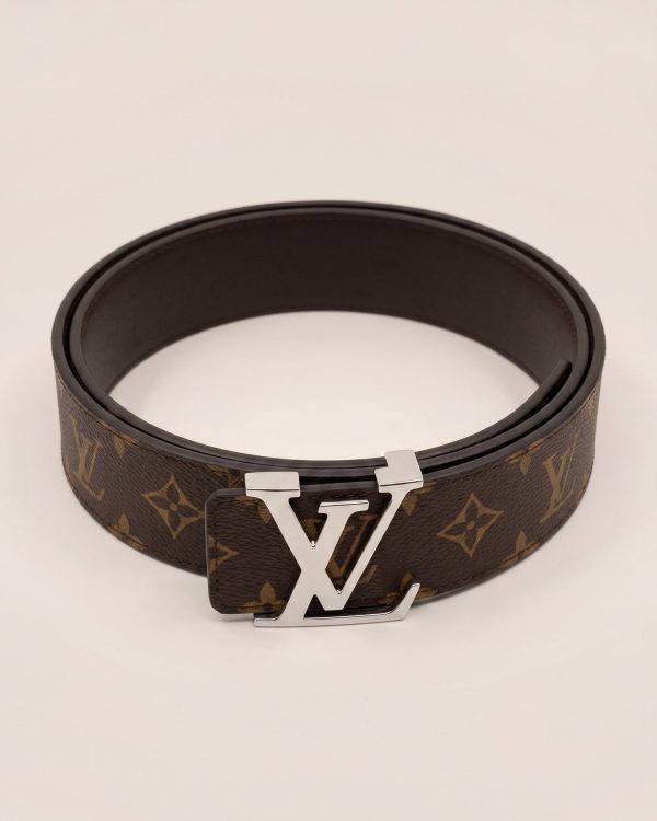 CF9 – Louis Vuitton pas Monogram s srebrno zaponko