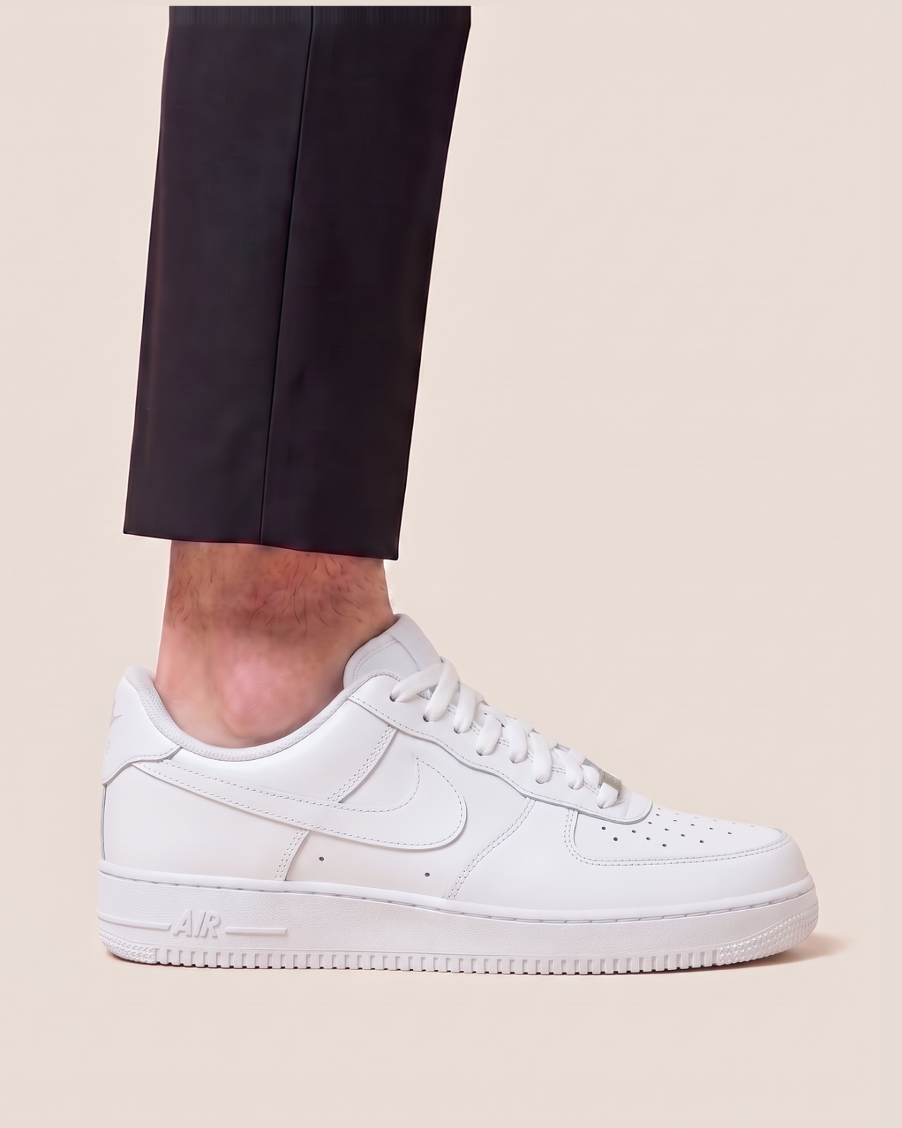 Nike Air Force 1 Low športni copati - slika 6