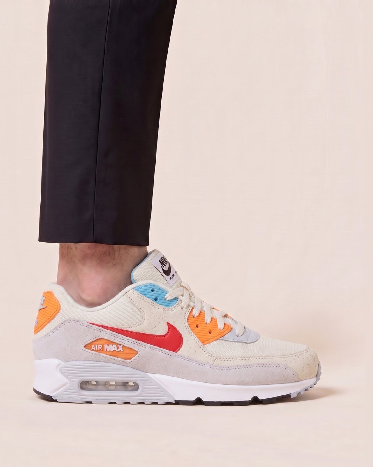 Nike Air Max 90 športni copati - slika 2