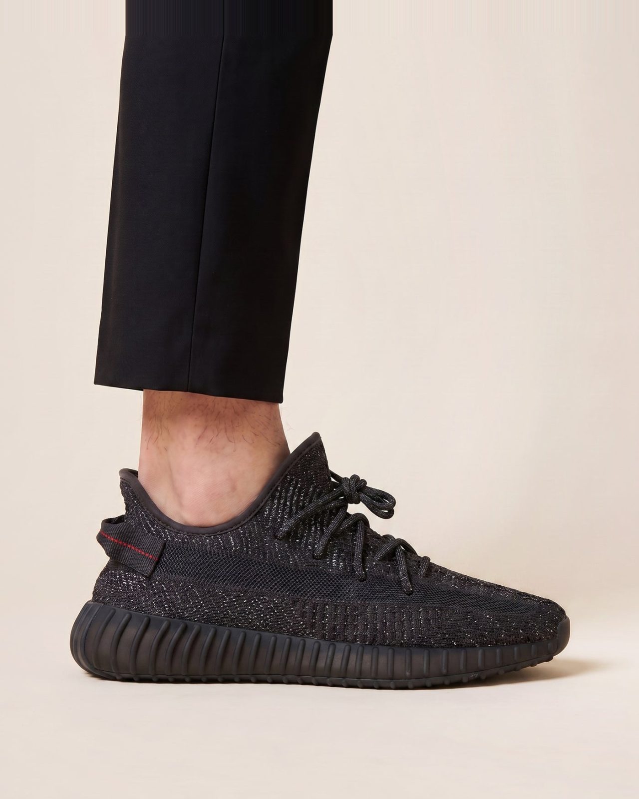 Adidas Yeezy Boost 350 V2 športni copati - slika 5