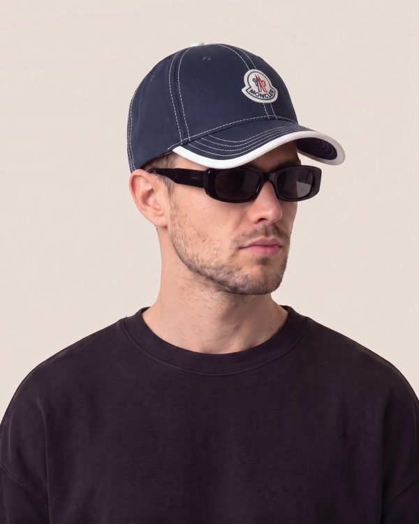 Moncler kapa s šiltom