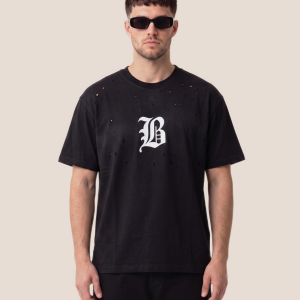Balenciaga raztrgana majica z gotskim napisom