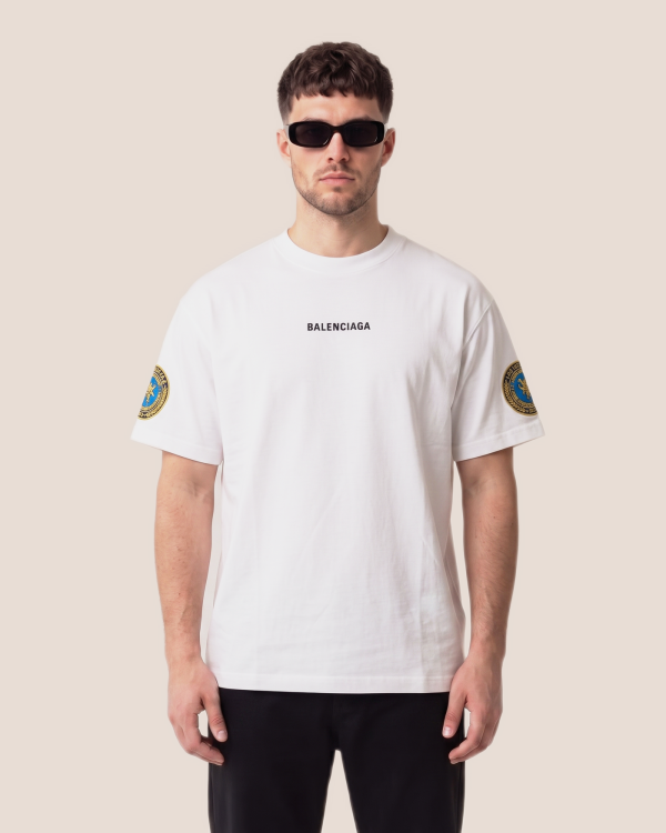 Balenciaga majica z našitki