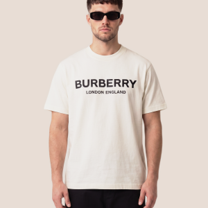 Burberry bela London England