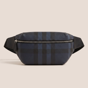 Burberry torbica za pas iz karo platna