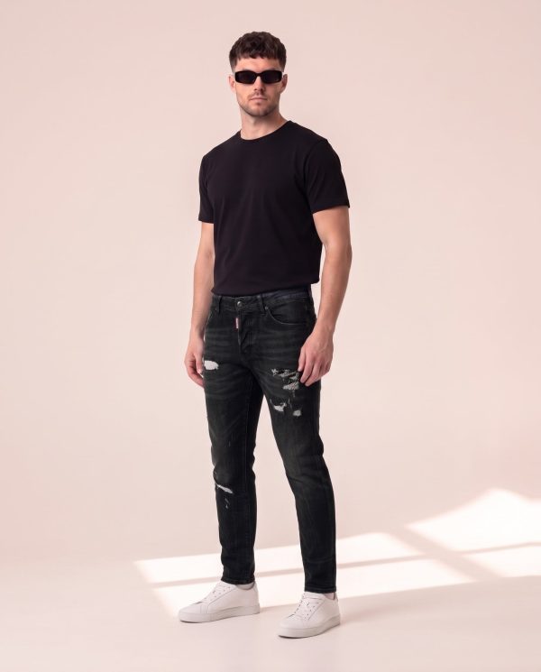 Dsquared2 črne kavbojke z raztrganimi stegni