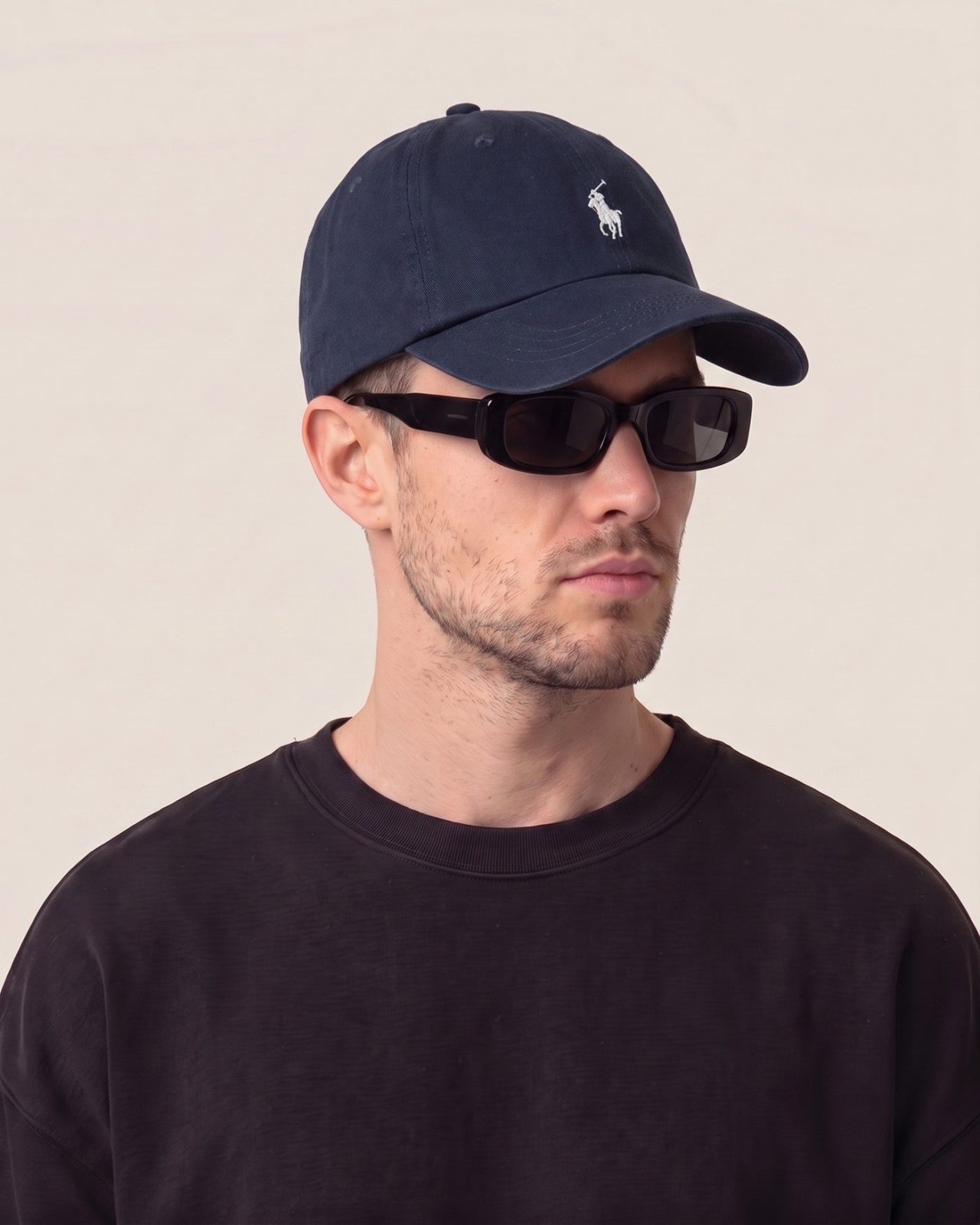 Ralph Lauren kapa s šiltom s kontrastnim konjičkom - slika 2