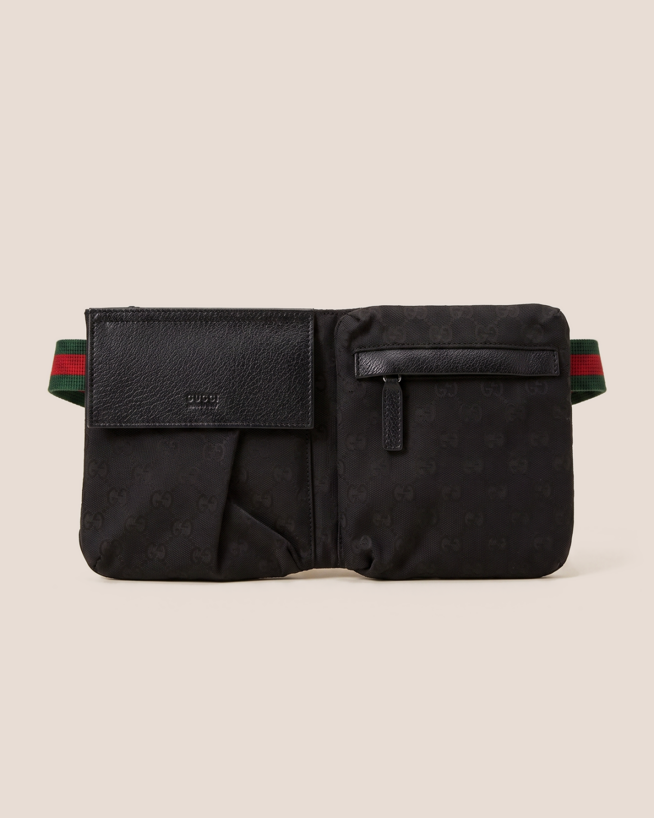 Gucci ploščata torbica za pas GG