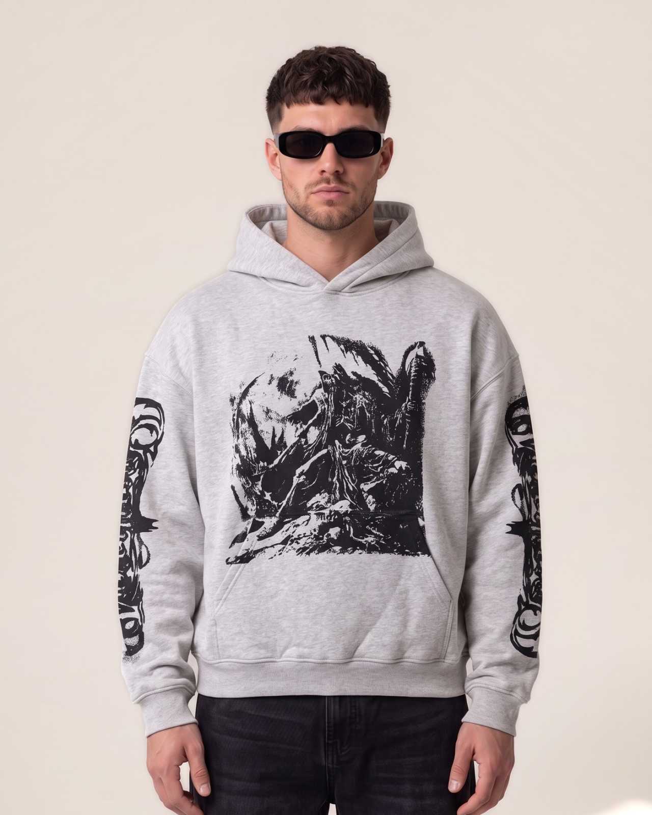 Vetements kapucar Gothic Print siv