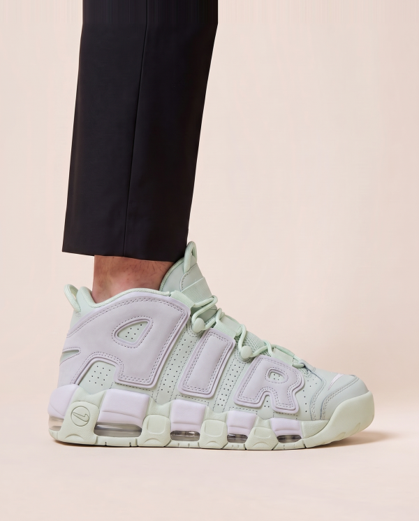 Nike Air More Uptempo športni copati