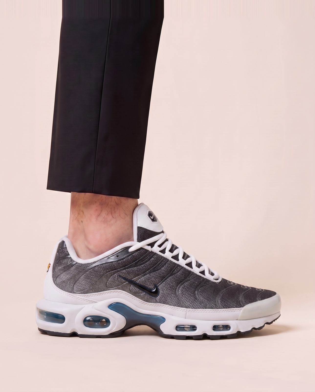 Nike Air Max Plus športni copati – zadnji kos - slika 2