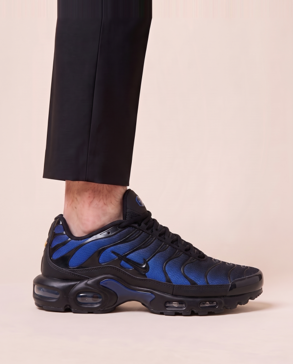 Nike Air Max Plus športni copati v velikih številkah