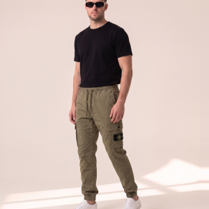 Stone Island cargo hlače z zoženim krojem