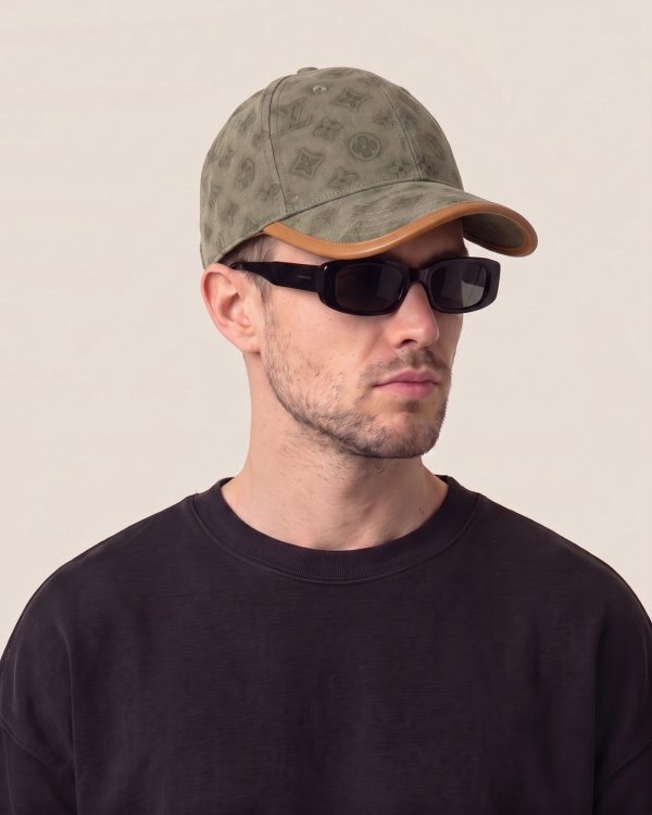 Louis Vuitton kapa s šiltom