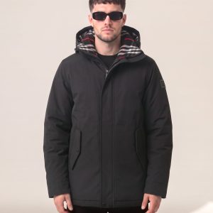 Burberry črna parka s karo kapuco