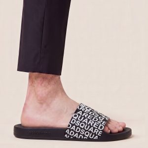Dsquared2 natikači z all-over napisom