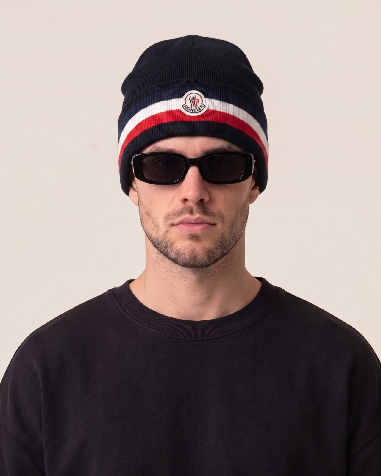 Moncler zimska kapa s tribarvno progo - slika 4